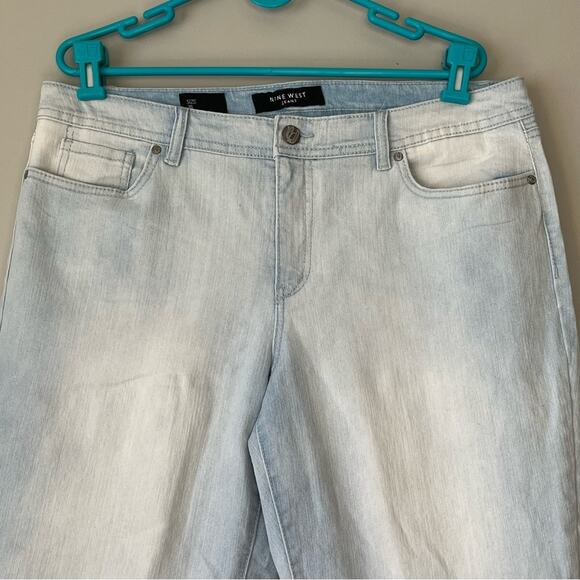 Nine West Light Wash Cropped Jean Capri Size 16 - Picture 4 of 13